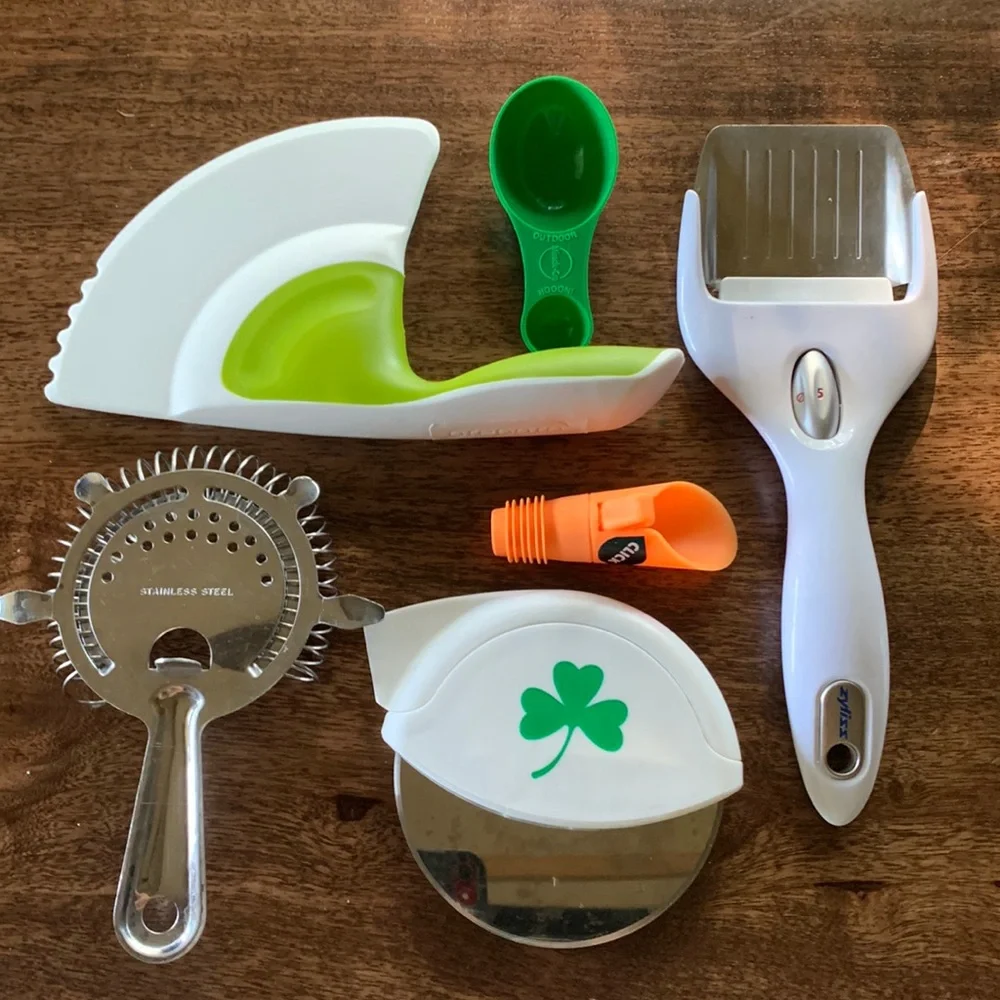 Kitchen Gadgets Bundle - Picture 1 of 5